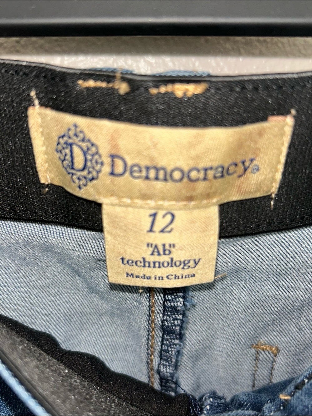 Democracy Wide Leg Jeans in Classic Blue - Picture 5 of 7